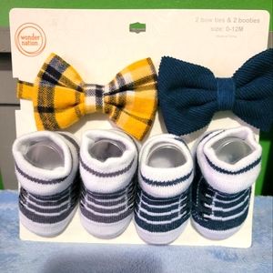 NWT newborn socks and bow ties